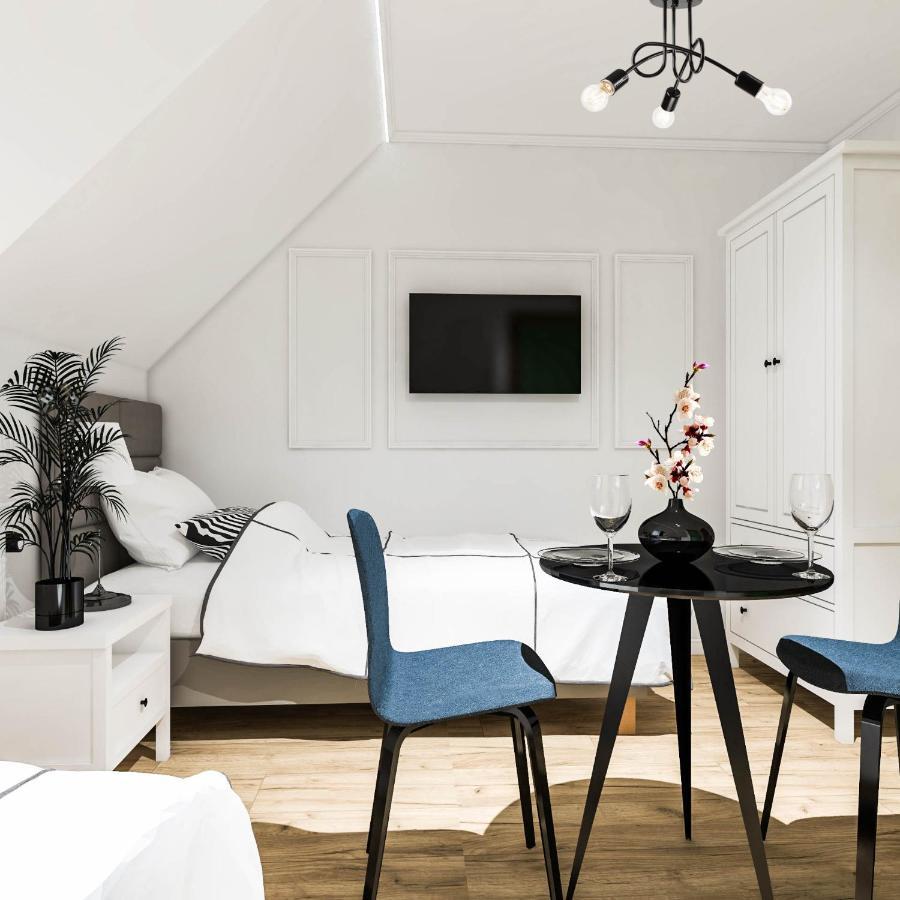 Homestay Goscinne - Za Borem *
